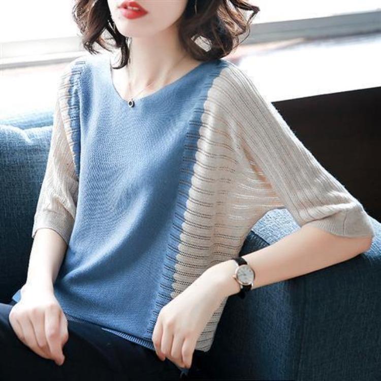 Women's V-neck Five Quarter Sleeve T-shirt Hollow Knit Sweater for Spring and Summer Loose Batwing Sleeve