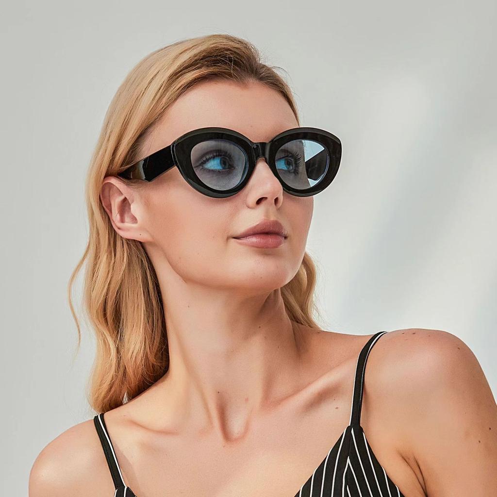 Newest Cute Cat Eye Women Sunglasses Stylish Cateye Ladies Sun stylish functional Glasses Casual Fashion UV400 Shades