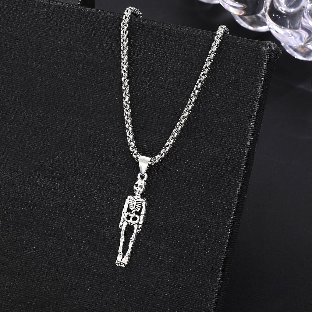 Gothic Diablo Skull Pendant Necklace Personality Punk Hip Hop Alloy Old Collarbone Chain Halloween Ornament Wholesale