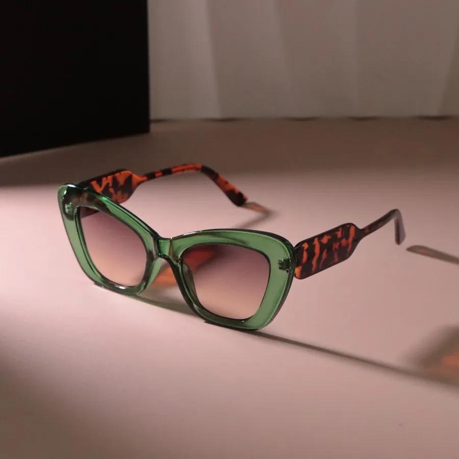 Stilvolle Farbverlaufs-Sonnenbrille Damen Herren Cat-Eye-Sonnenbrille Weiblich Geometrisch Grüne Farben Spiegel Designer-Marke Mode