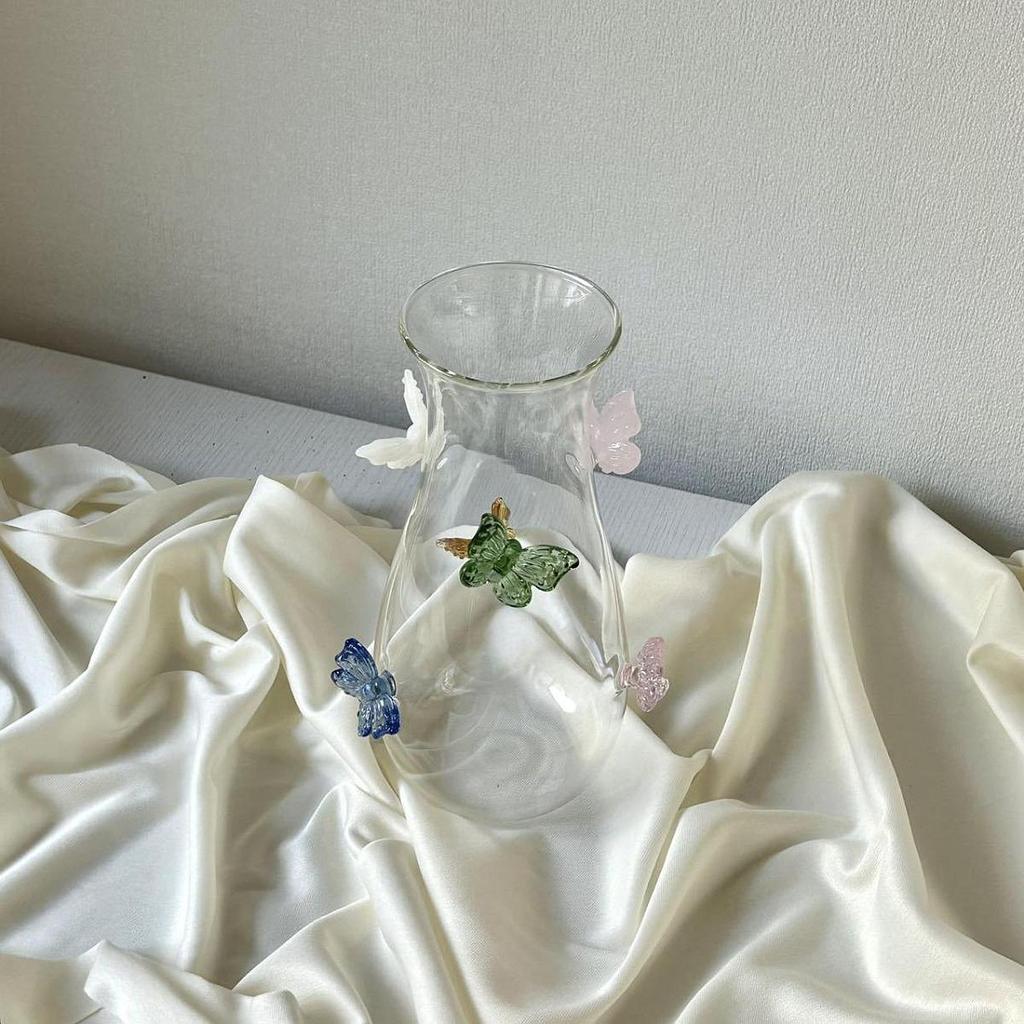 3D Butterfly Vase Bottle Art Crafts Jar Decorative Flower Planter Bouquet Holder for Living Room