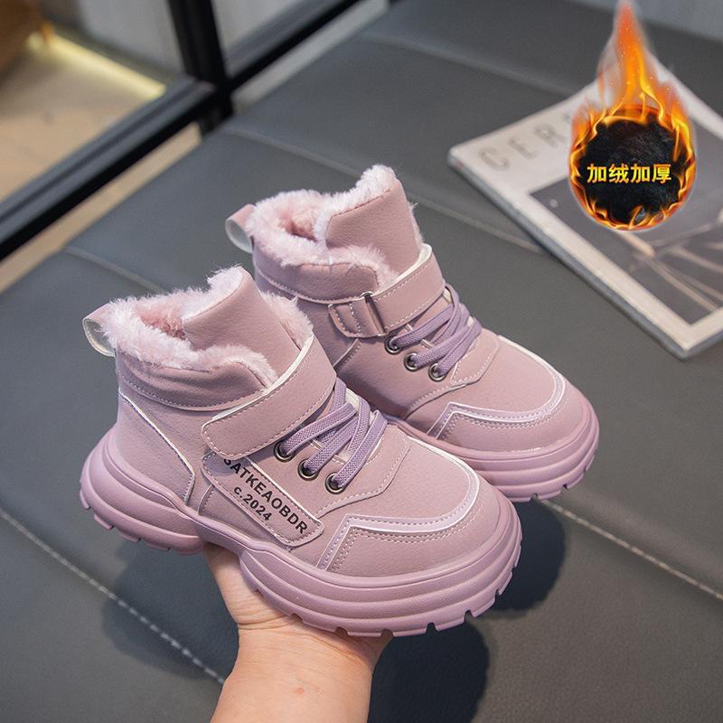 

Детская обувь Зимние бархатные спортивные туфли Утепленные снежные хлопковые ботинки Хлопковые туфли для учеников начальной школы Нескользящие Ботинки Мартина для девочек 26