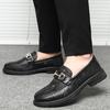 Weiche runde Zehenpartie Dicke Sohle Slipper Loafer Lederschuhe für Herren Sommer Sale Elegant Retro Designer Niedriger Preis Herren Freizeitschuh