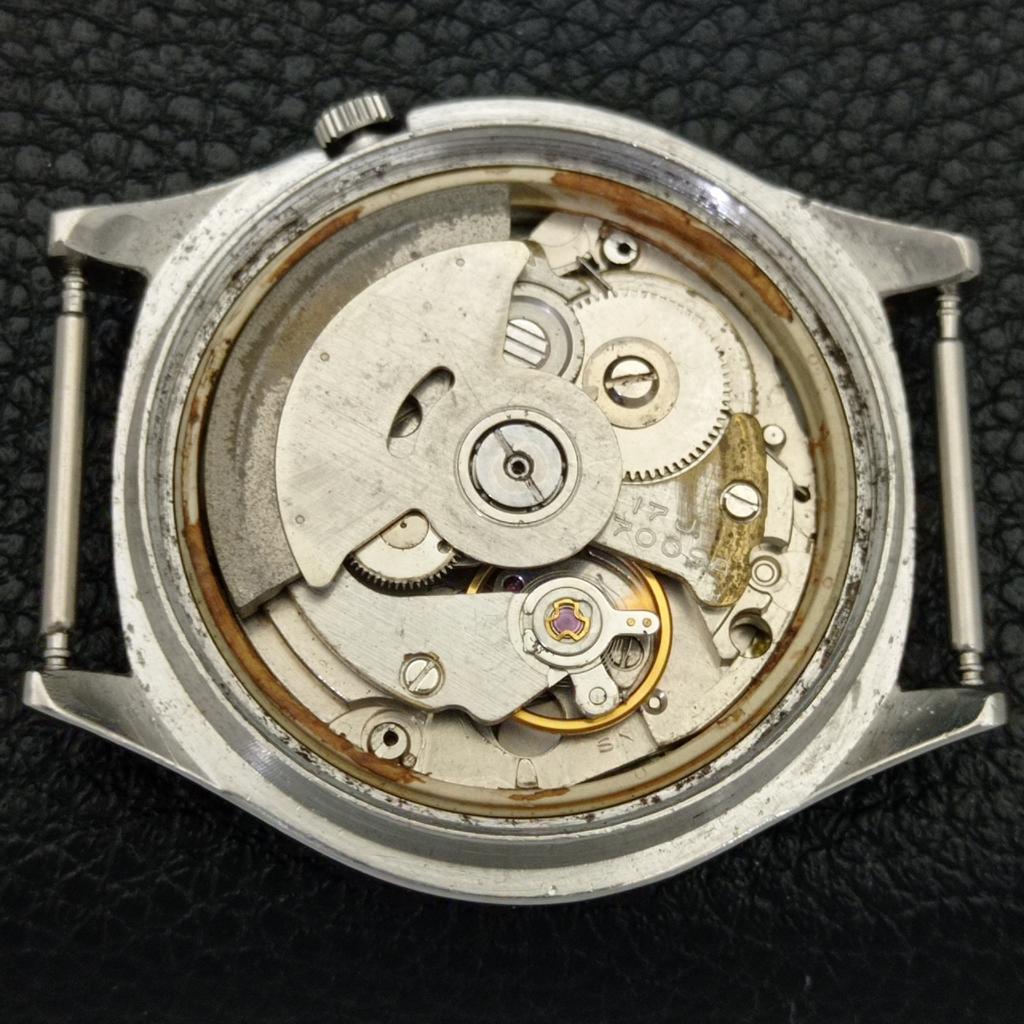 VINTAGE SEIKO AUTOMATIC 7009A JAPAN MENS SILVER COLOR DIAL WATCH A701449-5 R206b-a701449