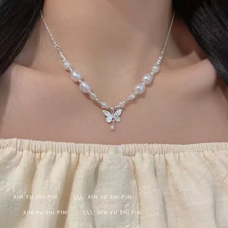 Irregular imitation pearl necklace butterfly pendant light luxury temperament neck chain niche sweet wind temperament collarbone chain