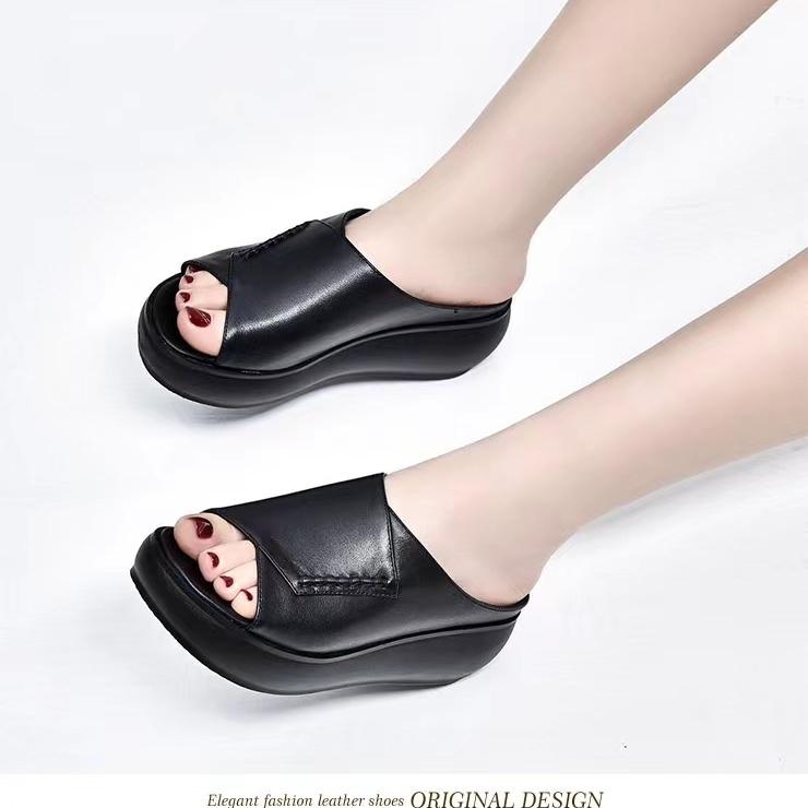 Thick Bottom Soft Bottom Slippers Female Summer Fashion Outer Waterproof Slope with Sandals