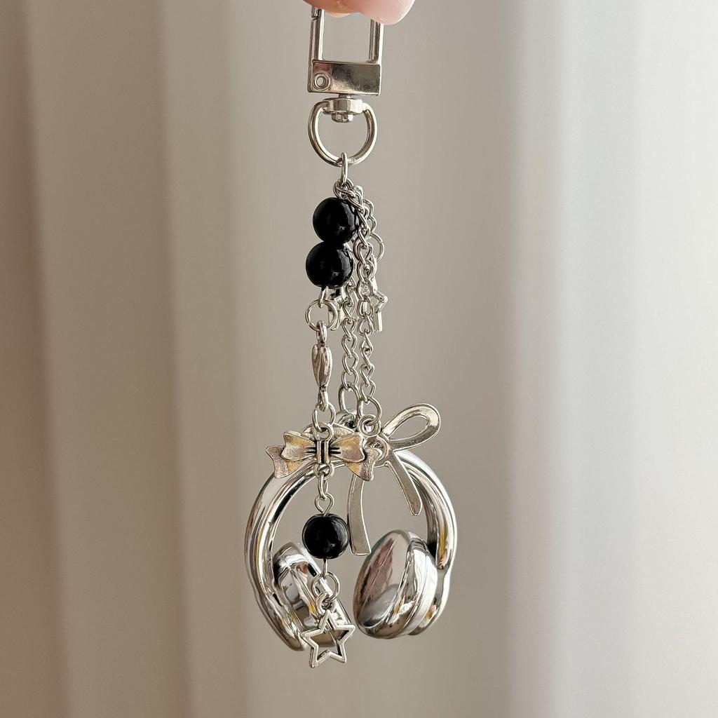 Polka Dot Music Earphone Pouch & Keychain: Personalized Phone & Backpack Charm for Men and Women
