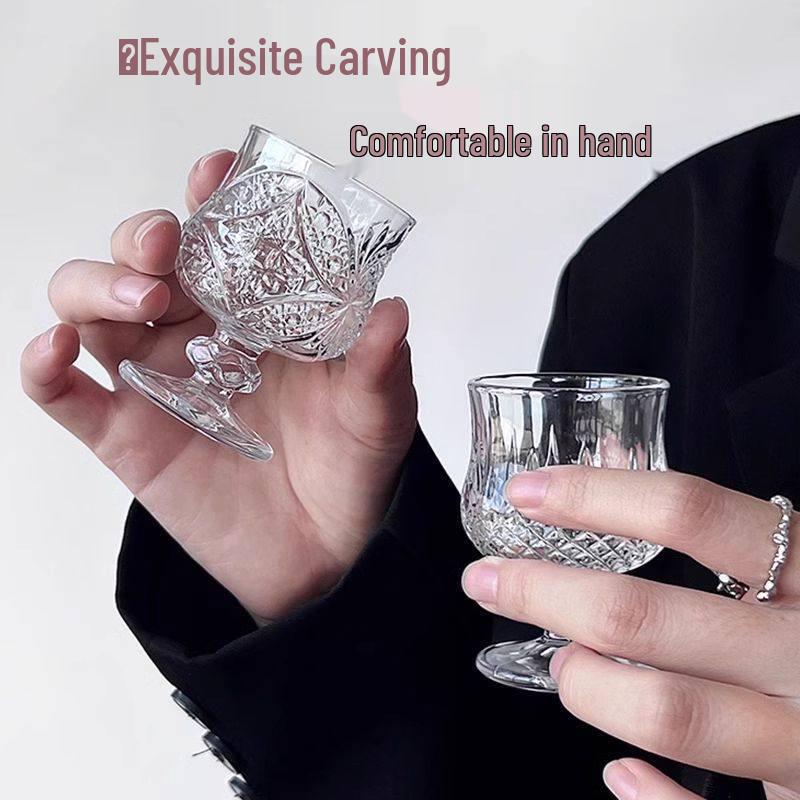 ZISIZ Retro Engraved Mini High-Foot Shot Glass