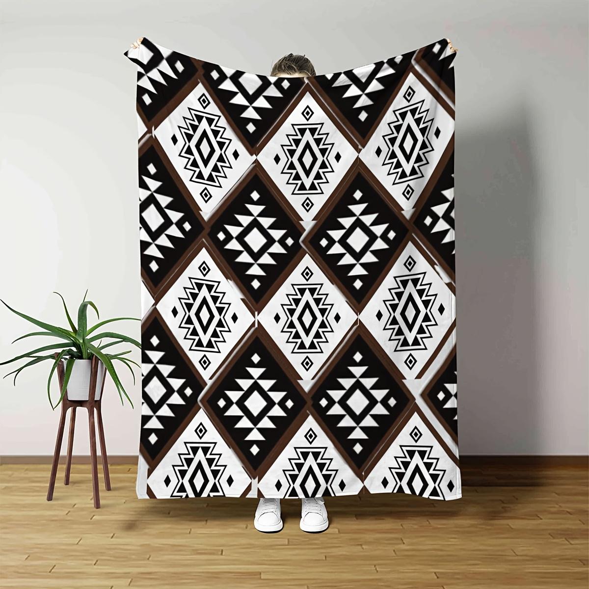 

Geometric Diamond Pattern Throw Blanket - Polyester Lightweight All Season Soft Knit Blanket, Modern Preppy Style, Black, Beige 130X150cm