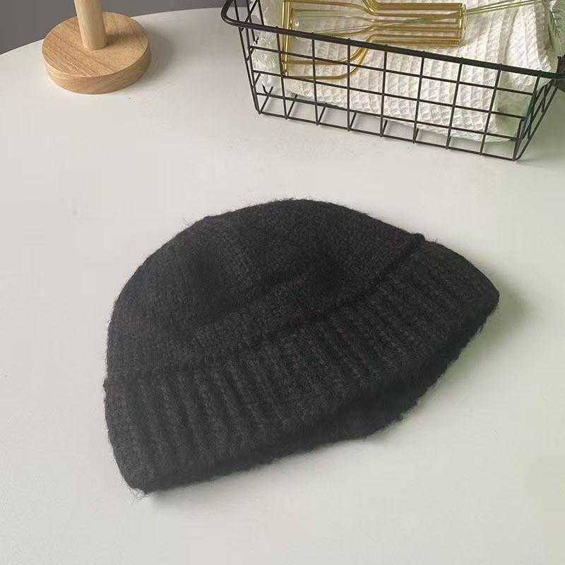 

Грубая шерстяная панама осенне-зимняя нишевая ретро панама теплая однотонная с вертикальной полоской панама-ведро Standard чёрный