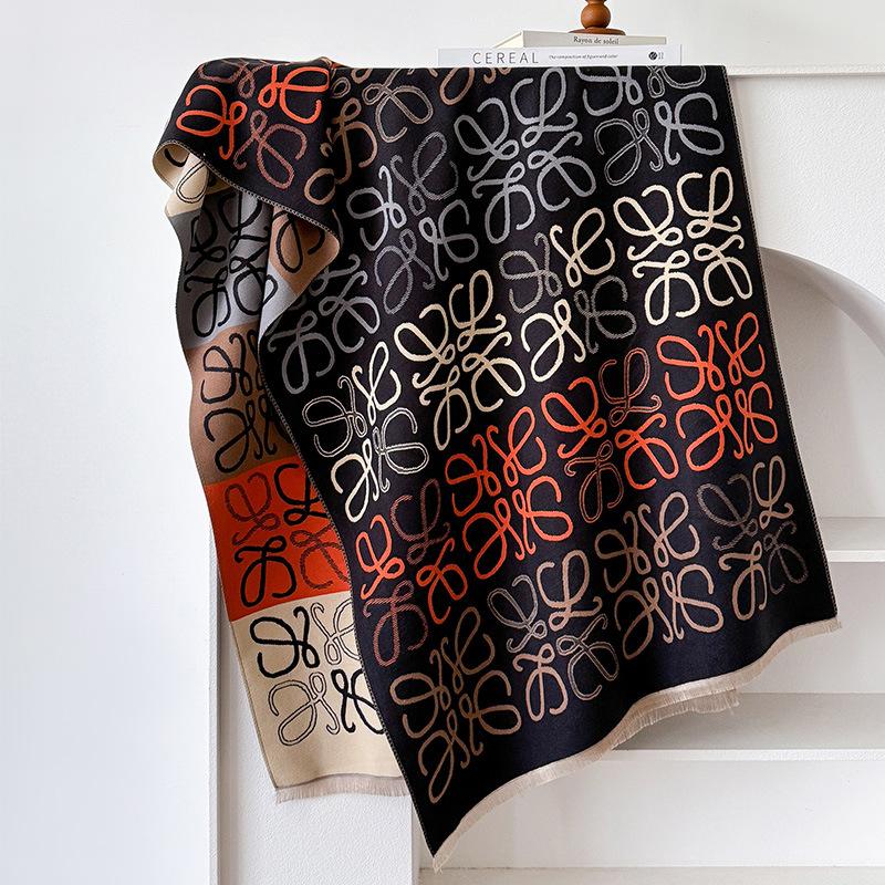 

Осенне-зимний шарф с линейным узором, женский теплый квадратный шарф в цветовой гамме, имитация кашемира, двусторонний жаккардовый платок для кондиционера 180 чёрный