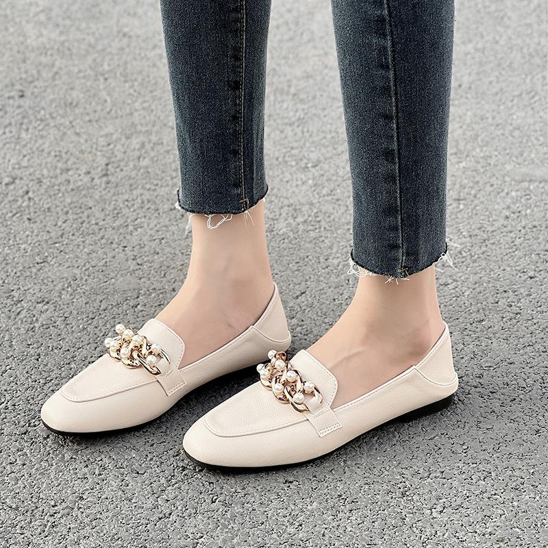 Fashion Metal Chains Flat Shoes Woman Pearl Rivets Slip On Loafers Soft Bottom Square Toe Chains Band Moccasins Women Flats Big Size