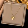 Simple And Elegant Heart Pendant Collarbone Necklace Minimalist Luxury Titanium Steel Chain Women Summer Jewelry