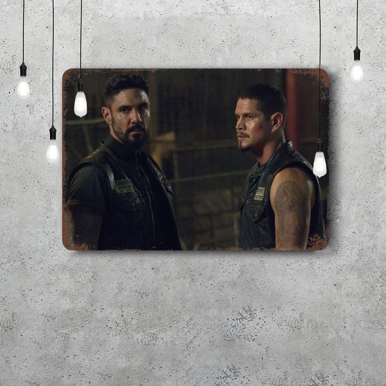 

mayans mc Funny Bar Metal Sign Retro Plaque Vintage Sign Alcohol Drinker Pub Club Man Cave Kitchen Wall Decoration 20x30cm（7.8x11.8inch）