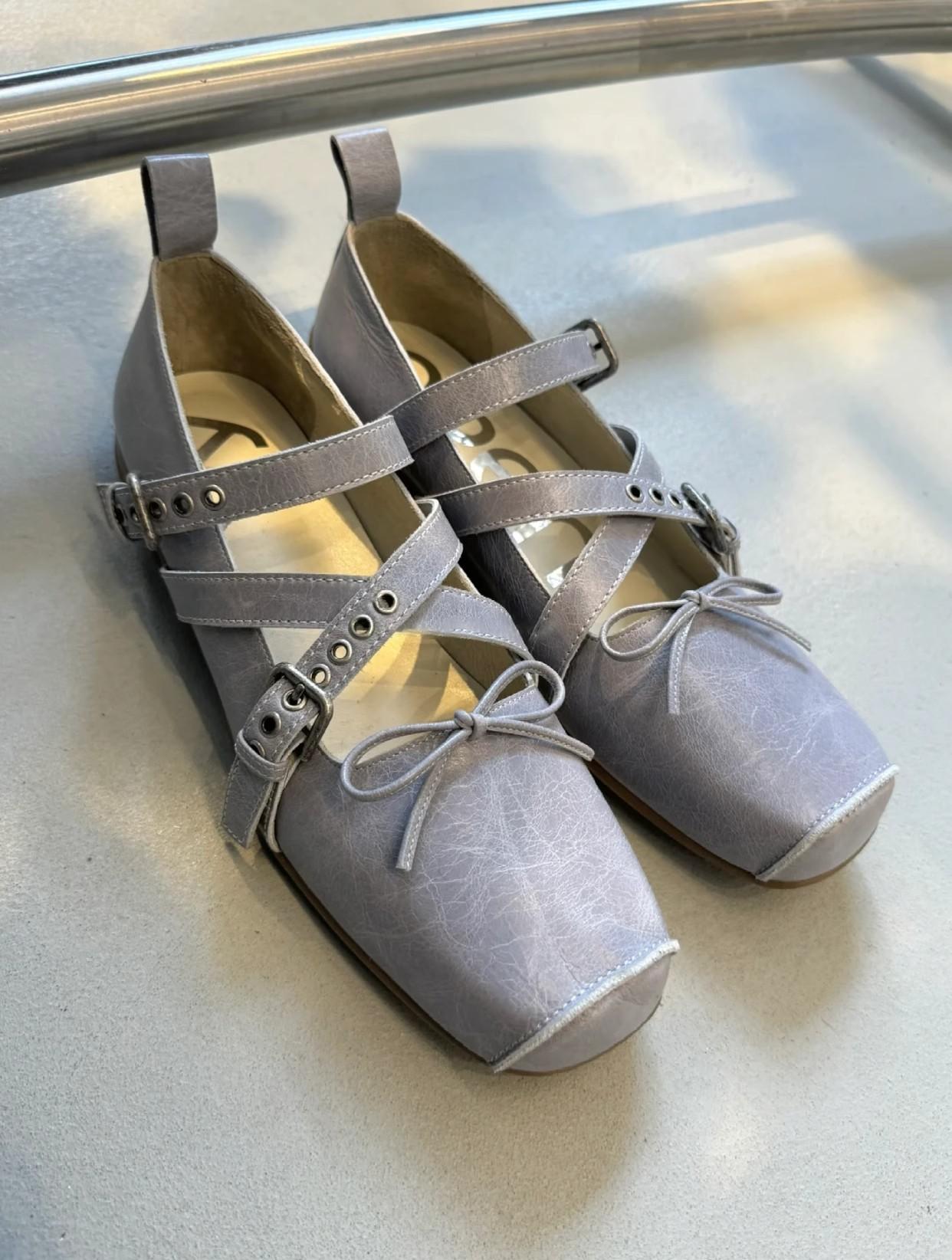 

Cowhide version~ 2025 new Korean version pig nose Mary Jane shoes women s shoes single shoes retro ballet shoes French butterfly 40 светло-фиолетовый