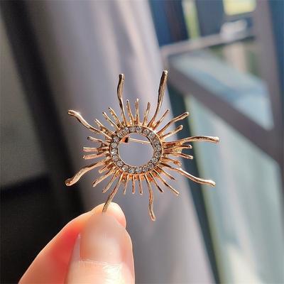 Metall Helios Abzeichen Brosche Imitation Kristall Super Flash Temperament Corsage Mode Anzug Mantel Pin