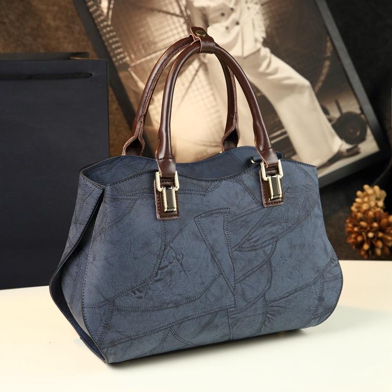 2026 New Fashiable Vintage Messenger Bag for Middle-aged Mothers, Simple and Large-capacity Soft Leather Handbag for Women