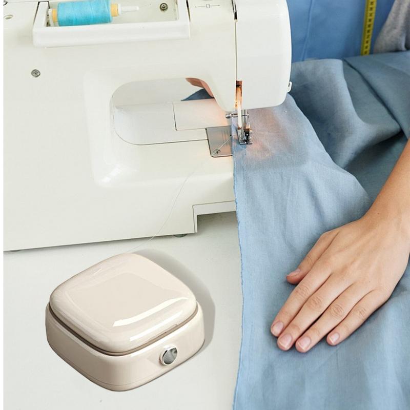 Nähwerkzeug-Set Tragbares Magnetisches Nähwerkzeug-Set Reise-Reparatur-Nähset Enthält Nadeln Fingerhüte Einfädler Kolben Bandmaß