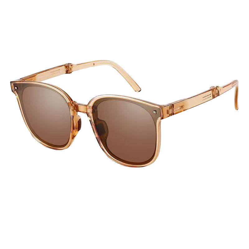 Foldable Women's Sunglasses - Fashionable Sun Protection for Influencers