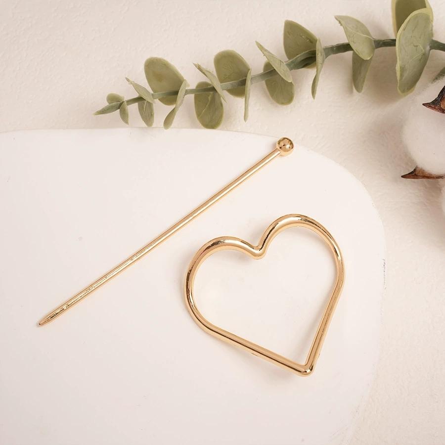 

1pc Delicate Love Hairpin Minimalist and Fashionable Alloy Heart Shaped Arrow Hair Sticks for Better Hair Decoration