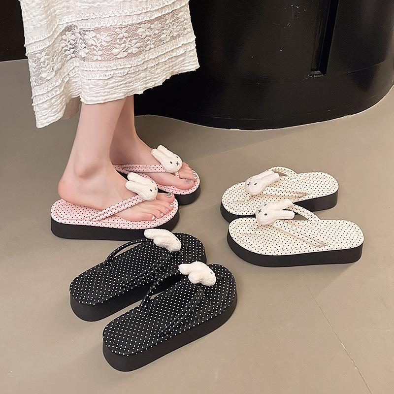 Cute Cartoon Flip-flops Women's 2025 Summer New Outer Wear Thick Bottom Heightening Beach Seaside Sandals Flip-flops