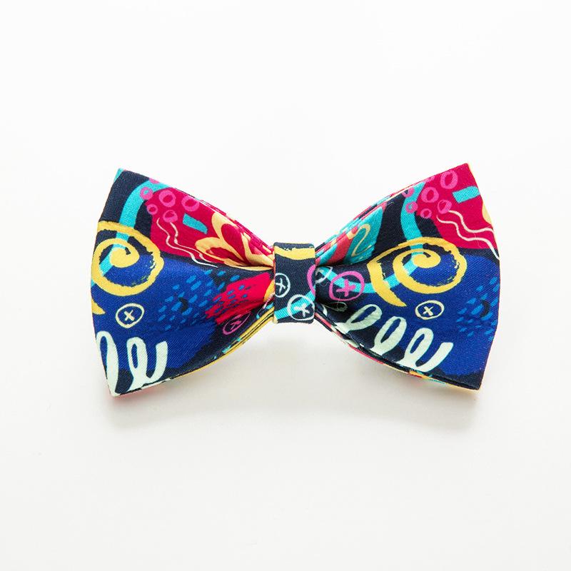 Graffiti Bowtie Dog Collar with Detachable Leash