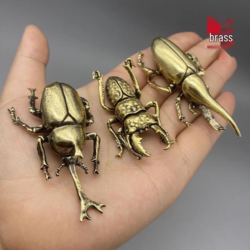 Brass Beetle Insect Desktop Ornament - Retro Copper Handicraft Tea Pet & Gift