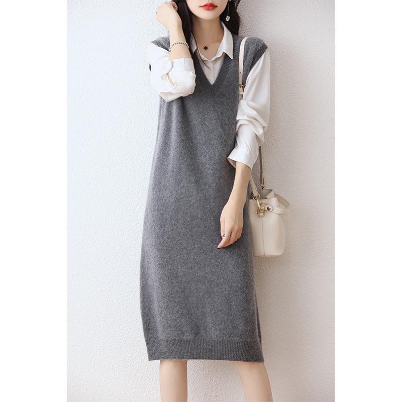 Women's 100% Wool V-Neck Sleeveless Knitted Vest Dress - Long Cardigan Style
