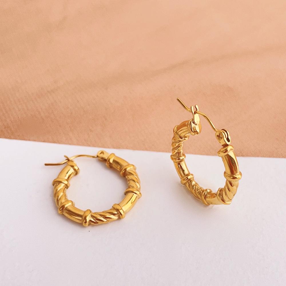 French Retro Gold-Plated 18k Titanium Steel Circle Hoop Earrings for Women - Non-Fading Christmas Gift