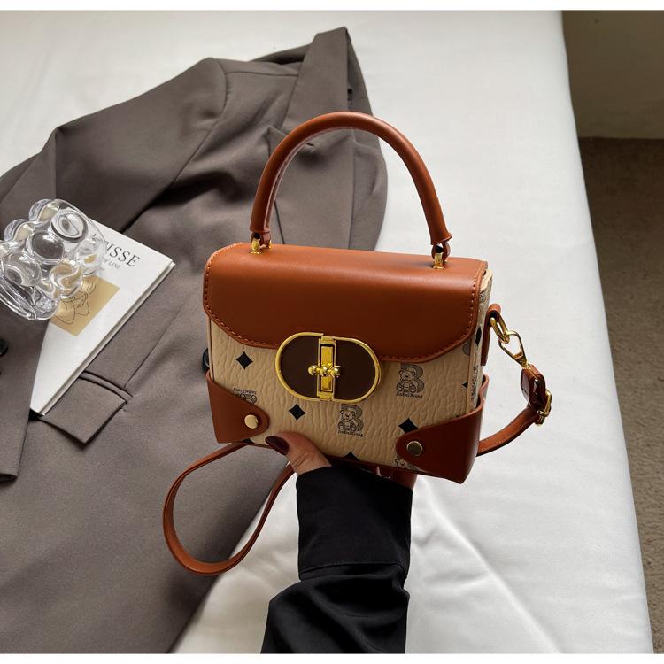 Premium contrasting color small bag women's 2025 new popular versatile messenger bag fashionable commuter small square bag