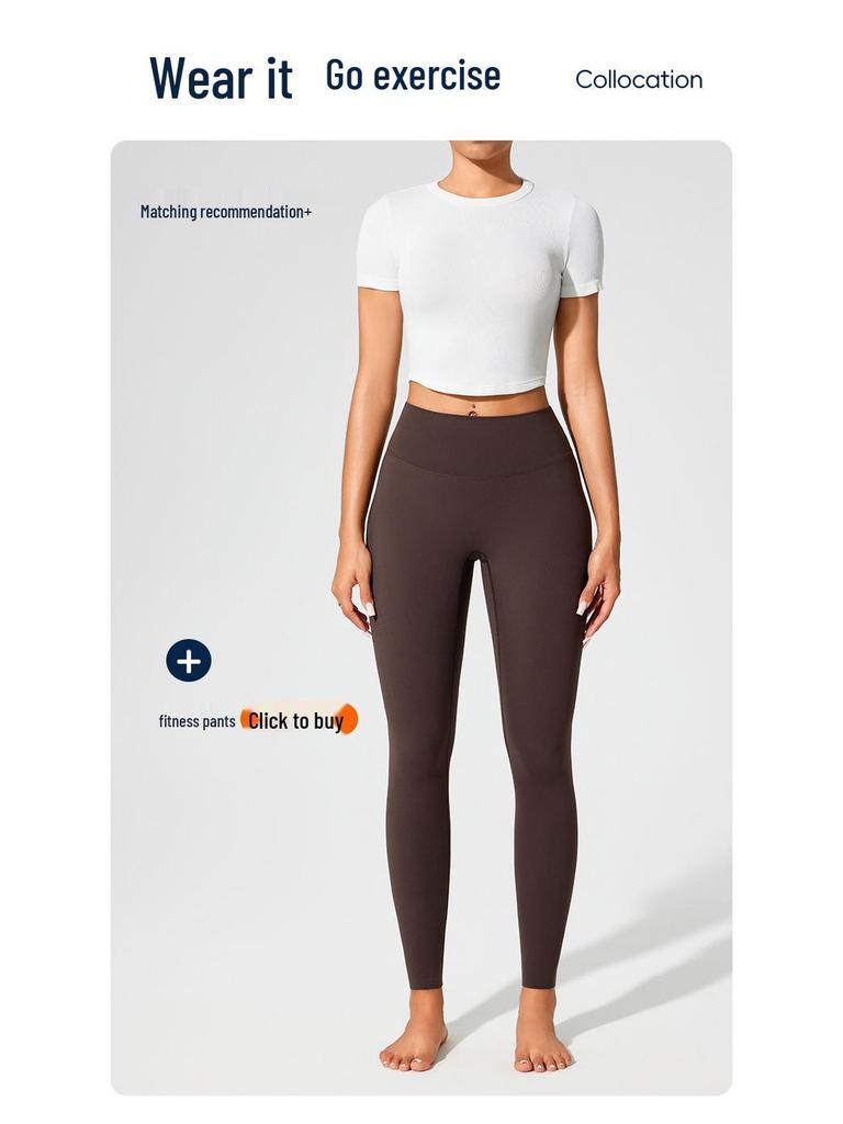 Women's Seamless Sports Top: Breathable, Short Sleeve Yoga and Running T-Shirt for Summer Fitness