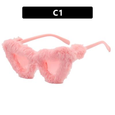 New Plush Heart-shaped Sun Glasses for Women, European and American Style, Ins Hot Trend