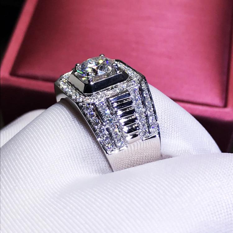 Chenrui Luxury Silver Zircon Diamond Ring for Men and Women