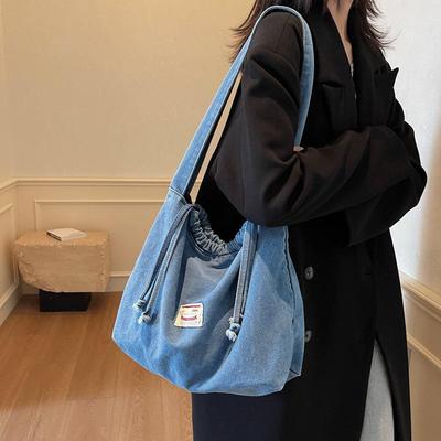 Studentský džínový vak se stahovací šňůrkou v korejském stylu - Velká kapacita, ležérní jarní taška přes rameno