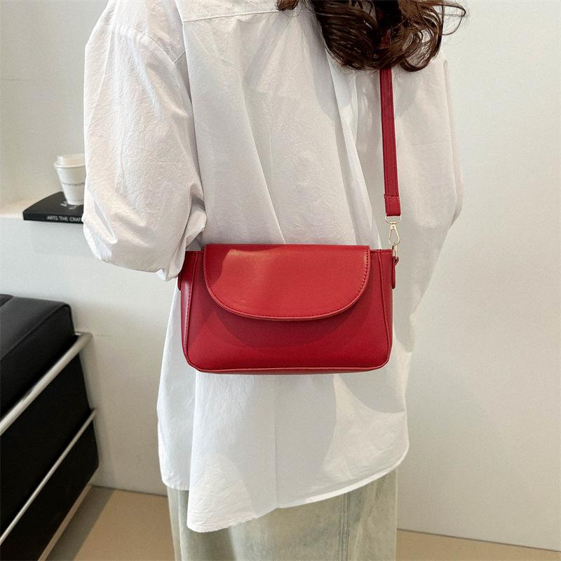 Trend fashion Korean version 2025 new versatile bag women's personality messenger shoulder women's bag casual simple small square bag