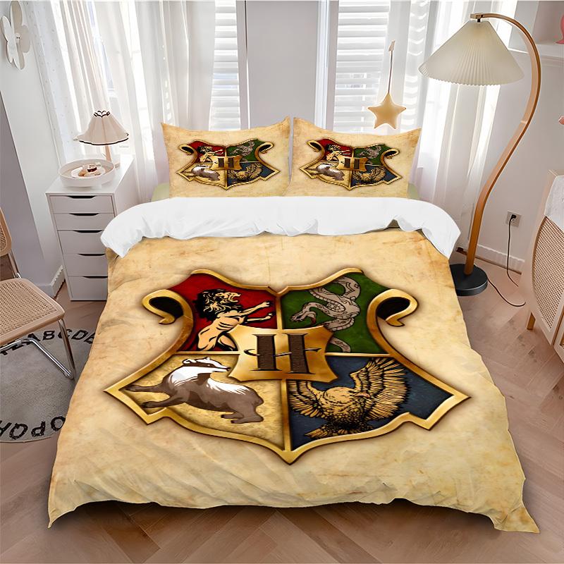 

3pcs Hogwarts Harry Potter Bedding Set, Soft Polyester Duvet Cover and Pillowcases Machine Washable Seasons all suitable 20 135x200cm