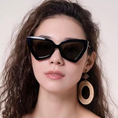 Occhiali da Sole Retro con Montatura Grande da Donna - Street Style da Influencer, Anti-UV, Tendenza Europa e America