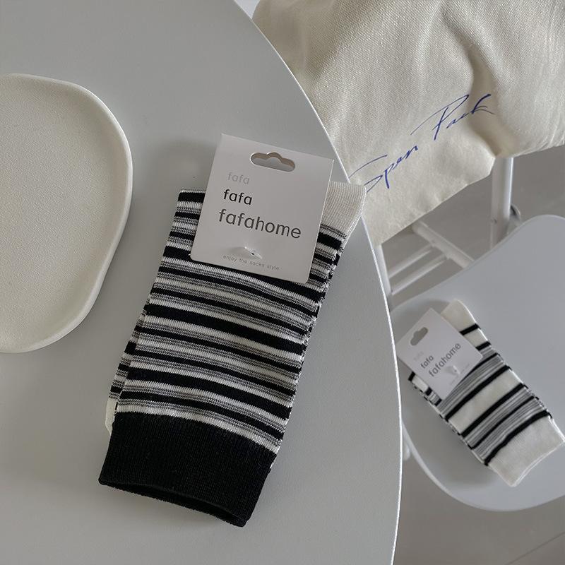 Striped Mid-Leg Socks Ceiling Xiaohongshu Exploration Store Recommended Colored Striped Mid-Length Socks Collection