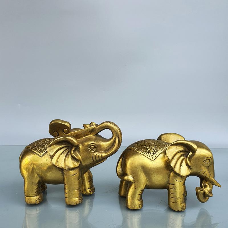 Exquisitely crafted brass elephant ornaments, symbolizing fortune and wealth, water-absorbing auspicious elephants, home decor c