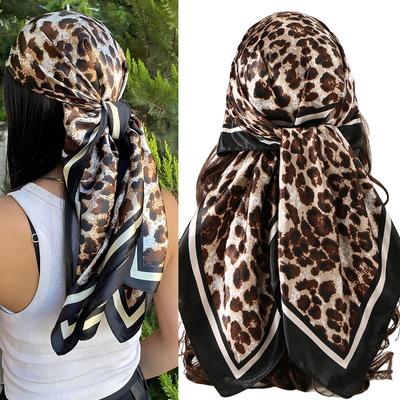 Accessoires – Schals & Tücher
