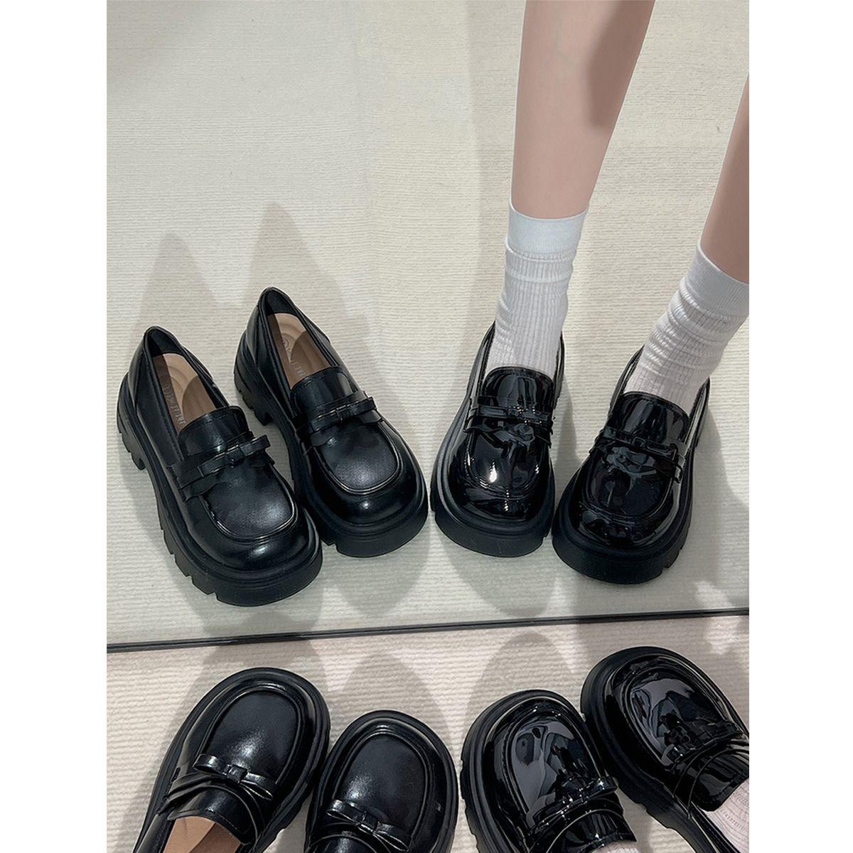 

Black retro British style thick heel loafer shoes 2024 autumn and winter new versatile skirt platform small leather shoes women 35