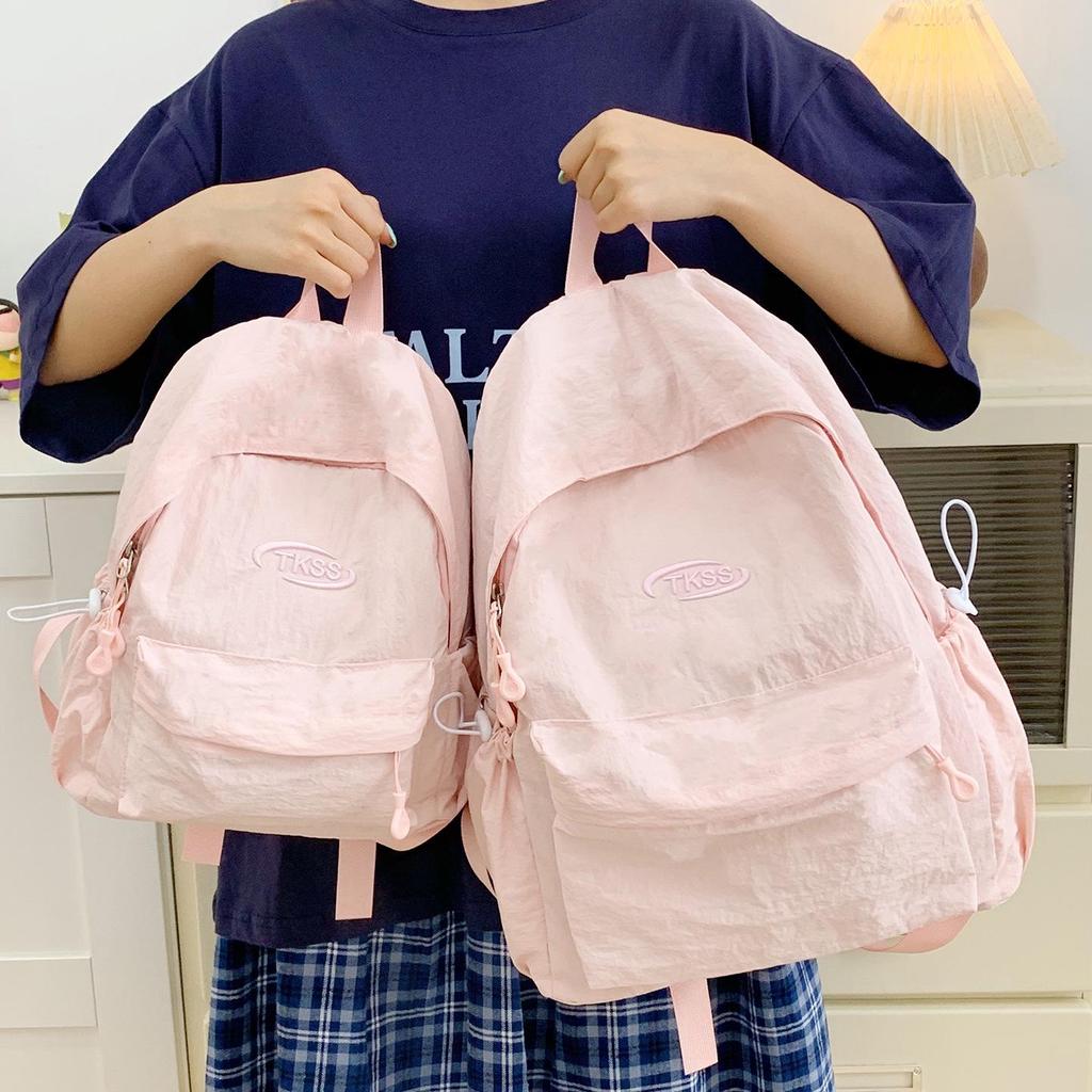 Minimalistischer leichter Rucksack für Damen - Vielseitige Unifarbe für Reisen und Schule (2025)