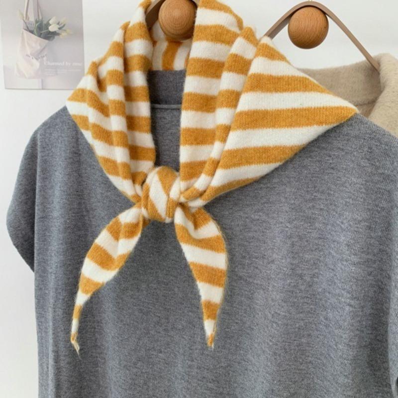 Knitted Triangle Scarf for Women, Y2K Aesthetic Headscarf Shawl, Cozy Neck Warmer, Versatile Head Wrap for Streetwear, Fall Winter Fashion Accessories