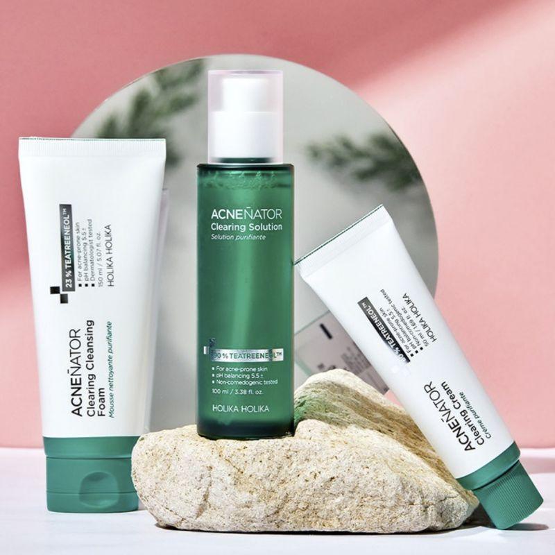 HOLIKA HOLIKA Acnenator Clearing Cleansing Foam – 150ml