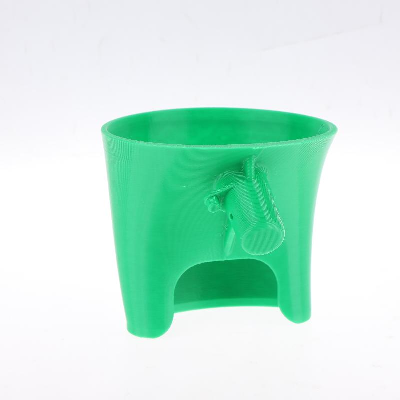 

Воронка для Kitchen Aid Artisan Ksm150 обеспечивает направленный налив. Конструкция для легкого наливания предотвращает проливы и беспорядок.