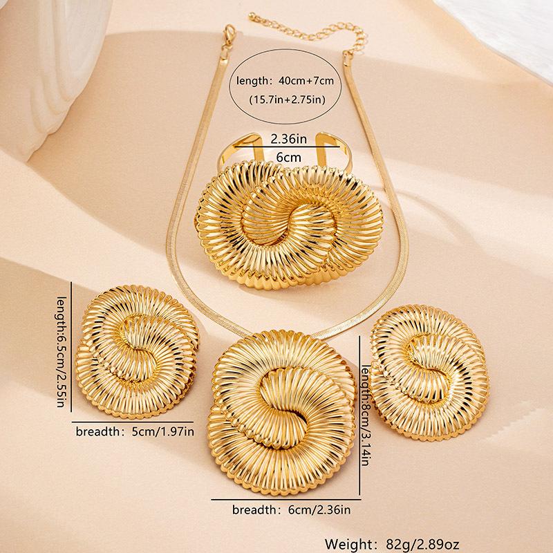 3 Pcs Western Bold Geometric Twisted Wave Jewelry Set Women Metal Circle Hoop Earrings Necklace Statement Fashion Jewelry Gift