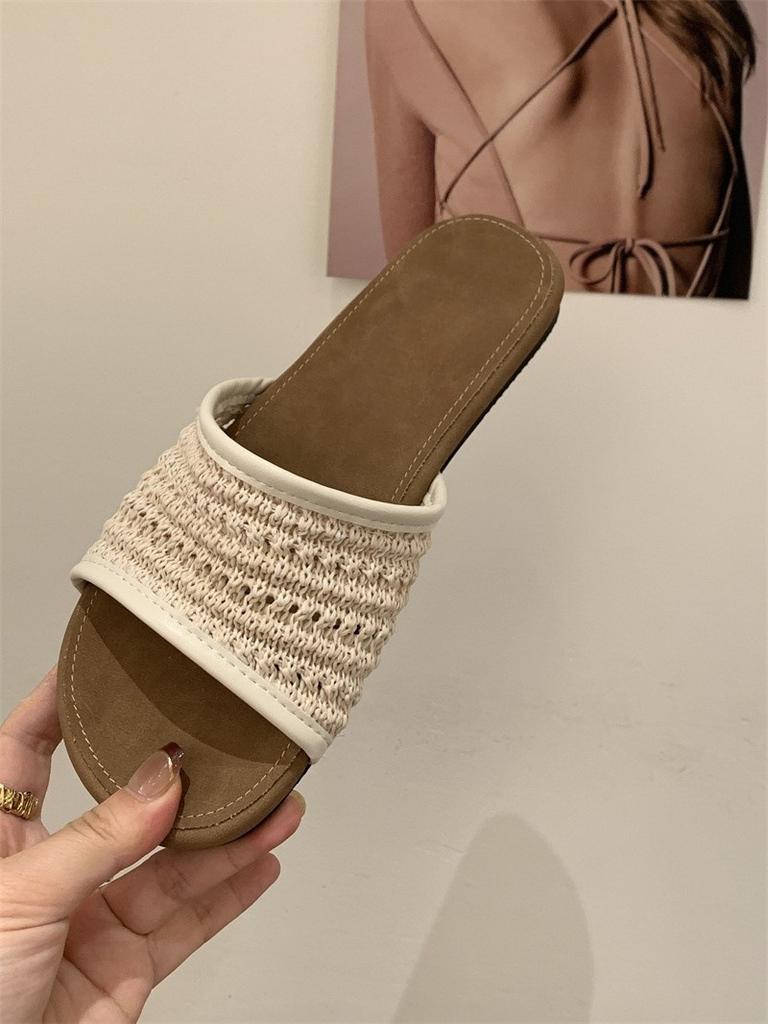 Fashion comfortable versatile new woven sandals one-word slippers beach casual versatile cool slippers women