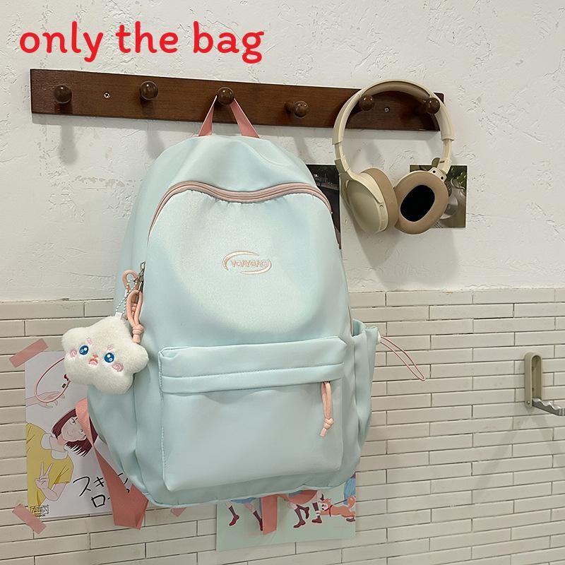 

Nylon Girls Backpack With Letter Print Design And Splicing Elements For Casual Travel And School Use зелёный