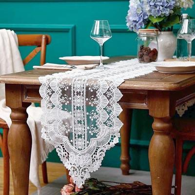Yousheng Pizzo Uncinetto Bandiera da Tavolo Bianco Ricamo Motivo Floreale Runner da Tavolo Stagionale Decorazione Tavolo da Pranzo Fattoria