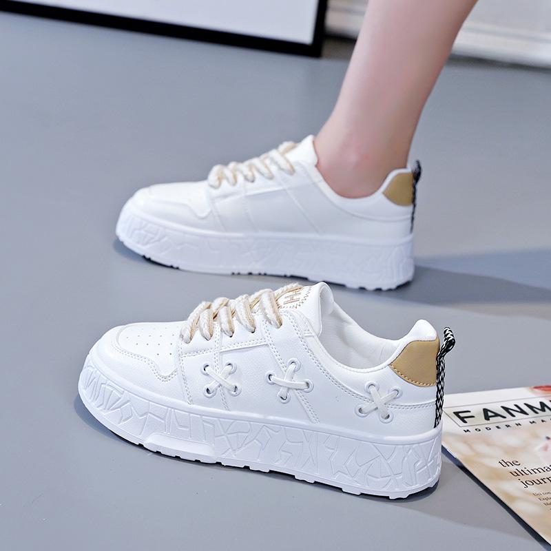 Otoño Nuevos zapatos blancos pequeños para mujer Versión coreana Todo fósforo Estudiante Correr Deportes Casual Zapatos de skate para mujer